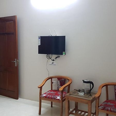 Love Hotel Near Ha Dong General Hospital Ханой Екстериор снимка