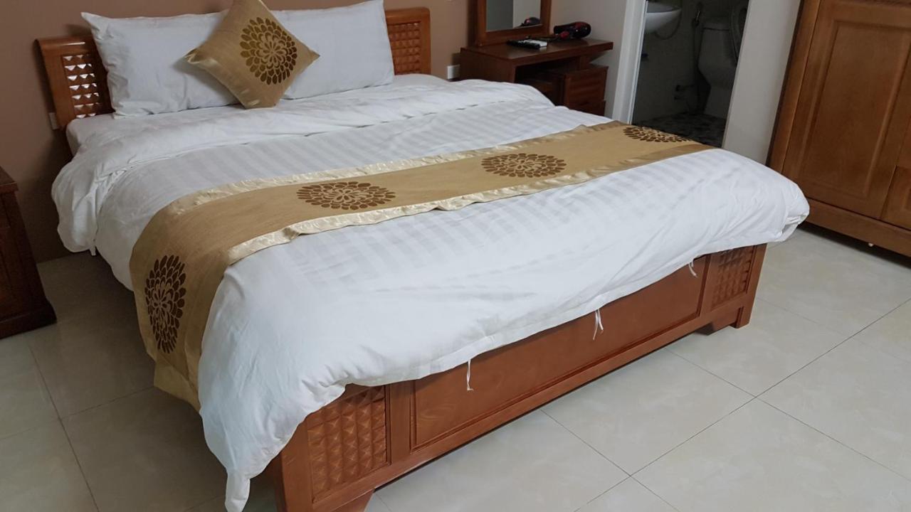 Love Hotel Near Ha Dong General Hospital Ханой Екстериор снимка