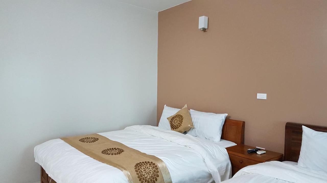 Love Hotel Near Ha Dong General Hospital Ханой Екстериор снимка