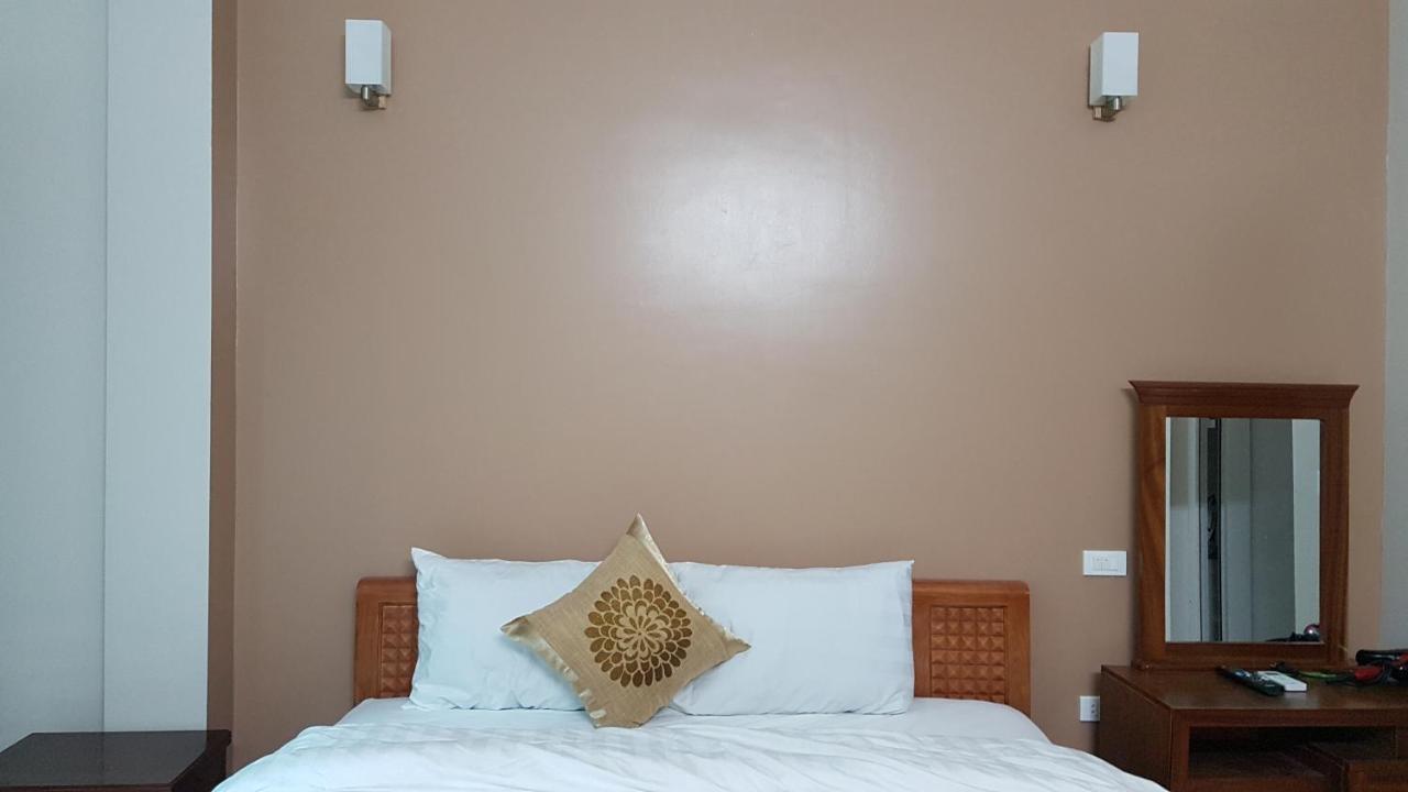 Love Hotel Near Ha Dong General Hospital Ханой Екстериор снимка